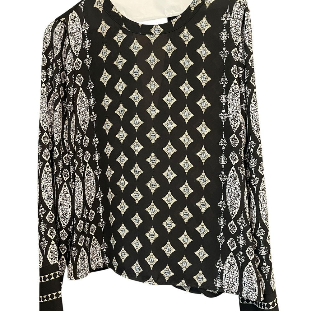 BCBGMaxAzria Black and White Patterned Blouse